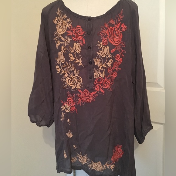 Johnny Was Vintage Grey with beige and rust Embroidery Scoop neck with Buttons S - Picture 1 of 5